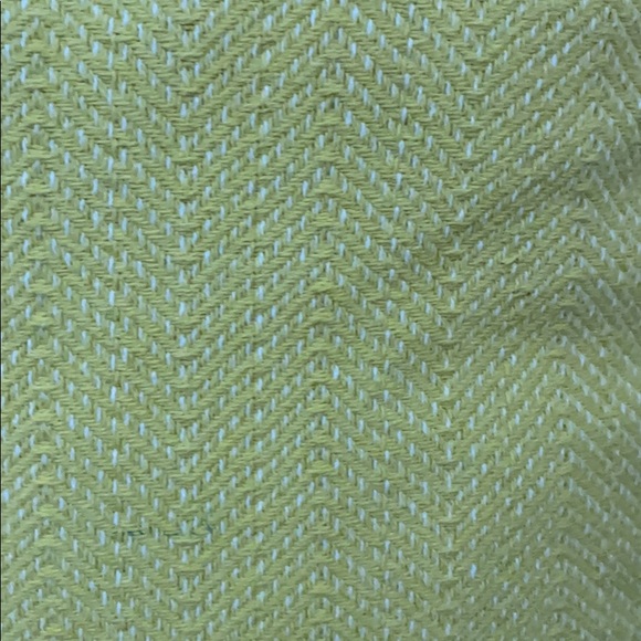 Throw pillows - Picture 2 of 2